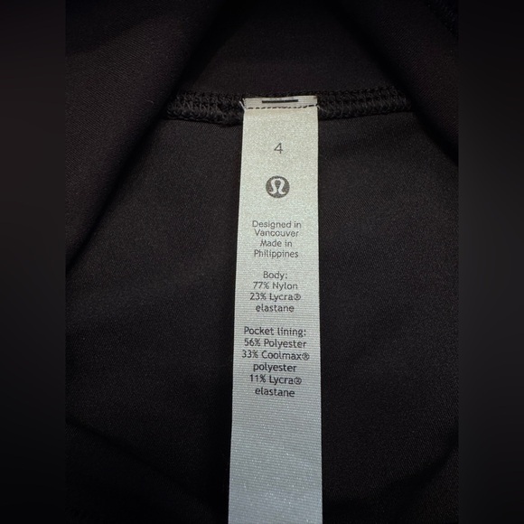Lululemon Align™ High-Rise Short 8" - Sz 4 - Picture 8 of 8